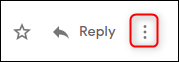 Los tres puntos en la parte superior derecha de un correo electrónico de Gmail.
