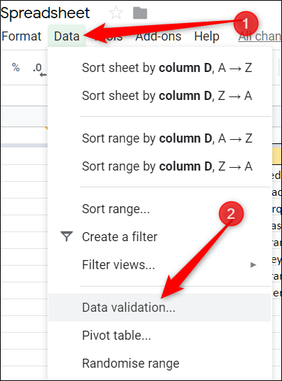 Haga clic en Datos y luego en Validación de datos.