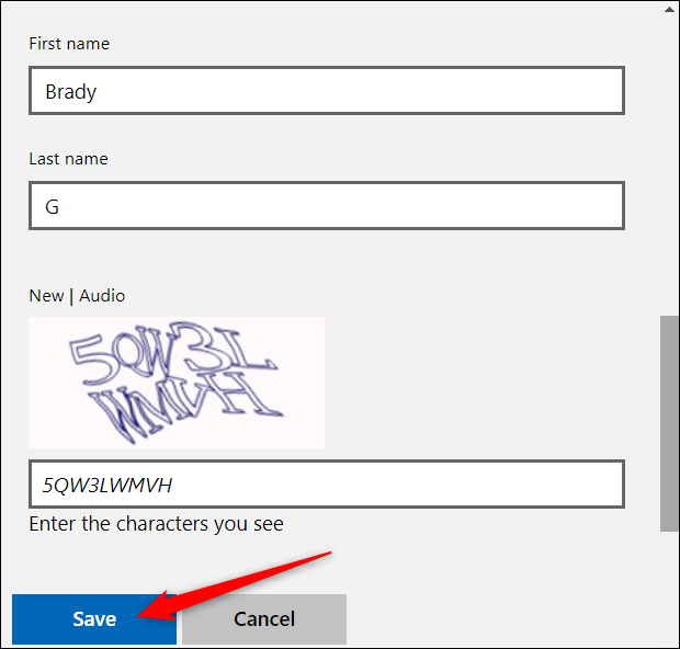 Ingrese su nuevo nombre (nombre y apellido), seguido del desafío CAPTCHA.  Haga clic en "Guardar" cuando haya terminado.