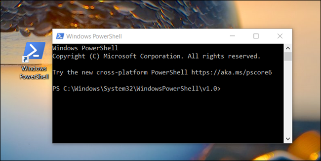 Se abrió una ventana de "Windows PowerShell" desde un escritorio.