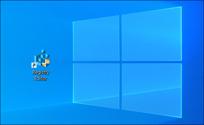 Un icono de acceso directo del Editor del Registro en un escritorio de Windows.