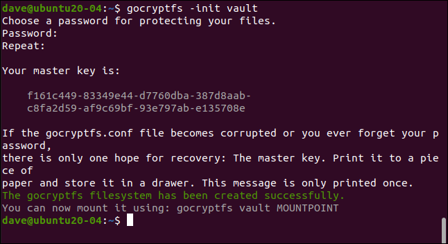 gocryptfs -init vault en una ventana de terminal.