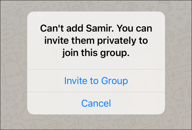 No puedo agregar a alguien al grupo de WhatsApp, envíe una invitación en su lugar