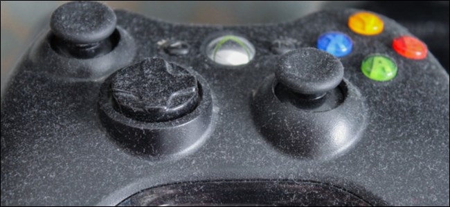 Controlador de Xbox polvoriento