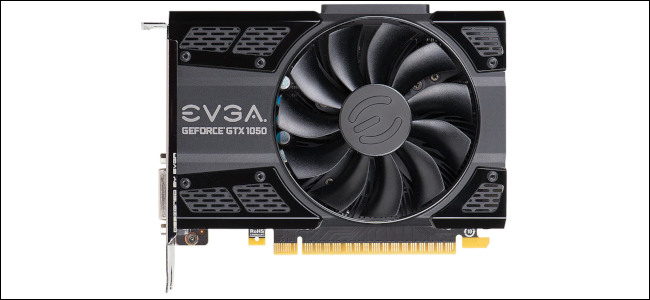 Una tarjeta gráfica EVGA Nvidia GeForce GTX 1050 compacta.