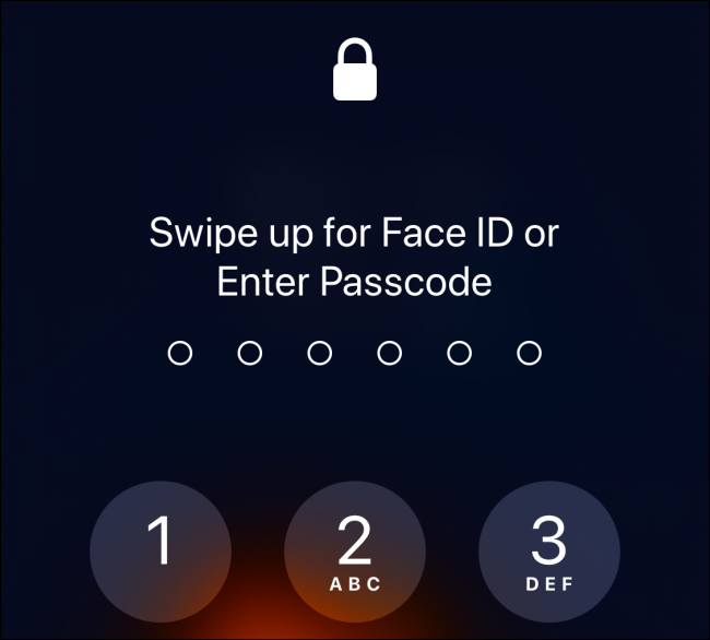 Ingrese la pantalla del código de acceso en el iPhone con Face ID