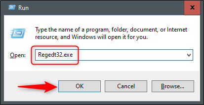 Ingrese Regedt32 exe en Ejecutar