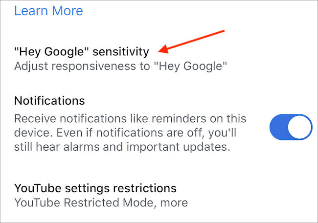 Seleccione "'Oye Google' Sensibilidad".
