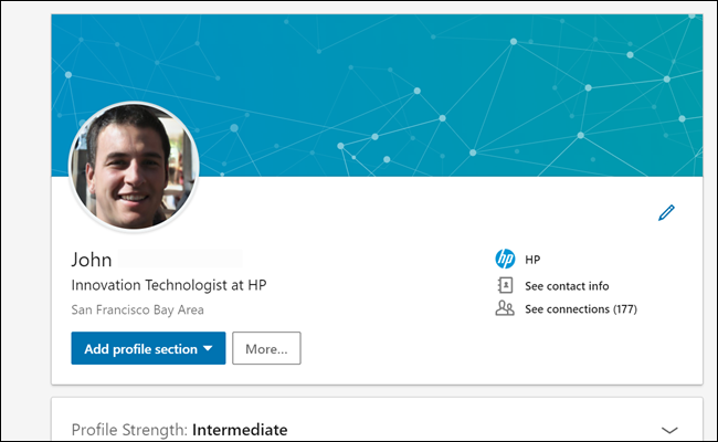 Perfil de Linkedin de nuestro "John" que muestra 177 conexiones y una lista de trabajos de HP.