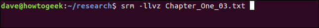 srm -llvz Chapter_One_03.txt en una ventana de terminal