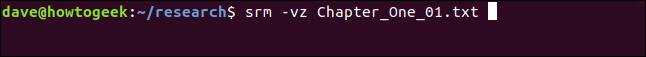 srm -vz Chapter_One_01.txt en una ventana de terminal