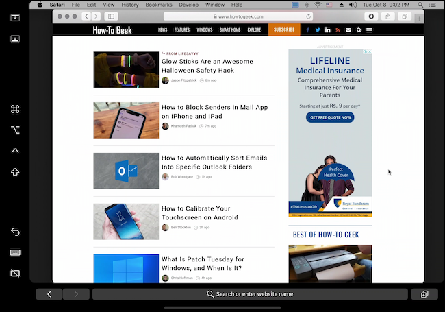 Interfaz de usuario de Sidecar que muestra Safari ejecutando el sitio web How to Geek