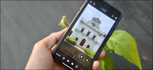 Enderezar la función en el iPhone en la aplicación Fotos