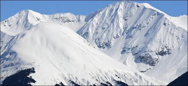 montañas frías y nevadas