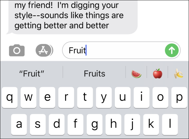 Ver resultados de búsqueda de emojis de frutas en el mensaje de Apple