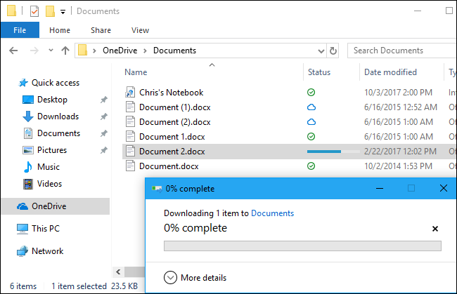 OneDrive descargando un archivo en el Explorador de archivos