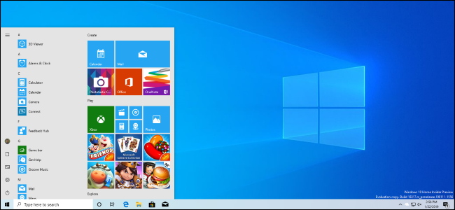 Un escritorio de Windows 10 con el nuevo tema ligero de la actualización de abril de 2019