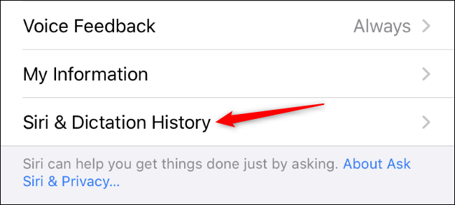 Abrir Siri e historial de dictado en la aplicación de configuración de un iPhone.