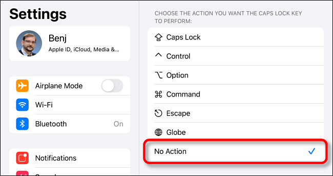 Toque "Sin acción" cuando defina la función Bloq Mayús en la configuración del iPad.