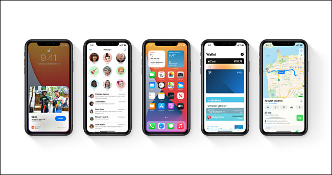 Cinco iPhones de Apple con iOS 14
