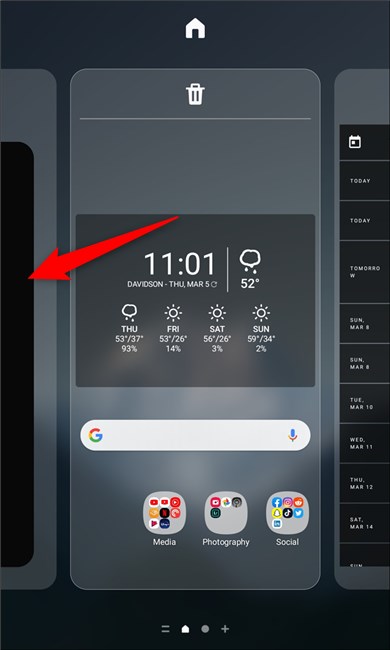 Desliza el dedo de izquierda a derecha en la pantalla.