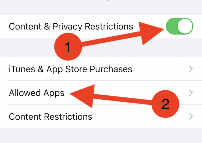 Activa "Restricciones de contenido y privacidad" y luego toca "Aplicaciones permitidas"