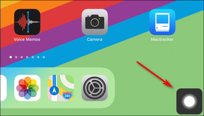 El botón AssistiveTouch en la pantalla de inicio en iPadOS.