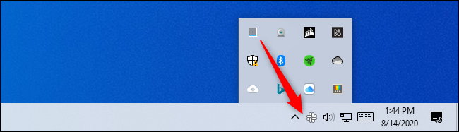 Mostrar el icono del área de notificación del Administrador de tareas en Windows 10.