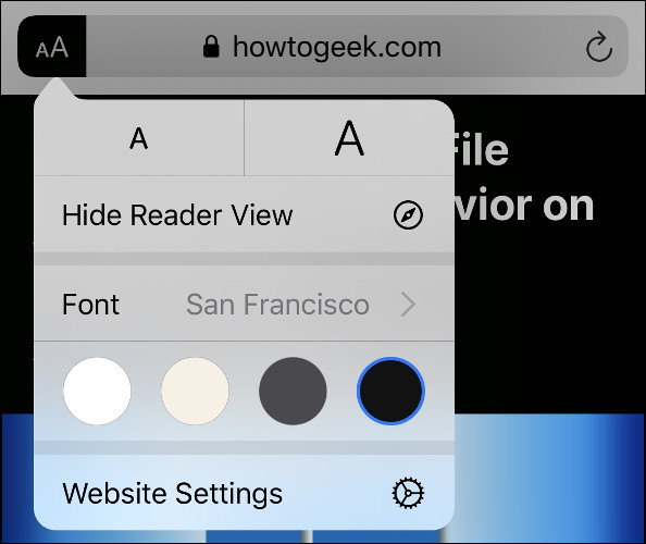 Las opciones del menú "AA" en la Vista del lector de Safari.