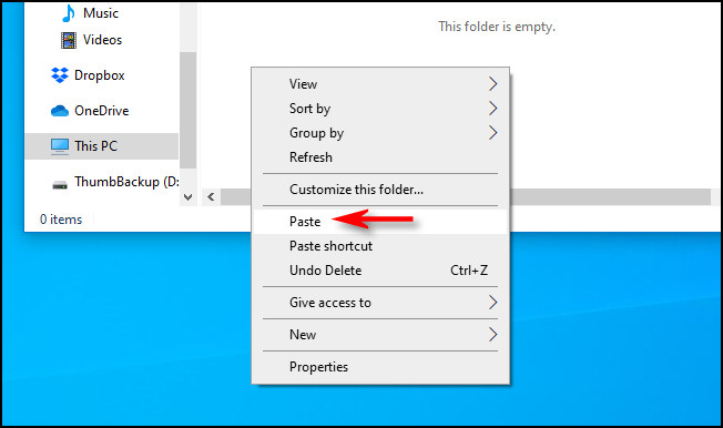 En la ventana de destino, haga clic con el botón derecho y seleccione "Pegar" en el menú emergente de Windows 10.
