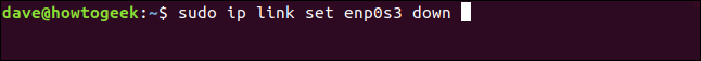 El comando "sudo ip link set enp0s3 down" en una ventana de terminal.