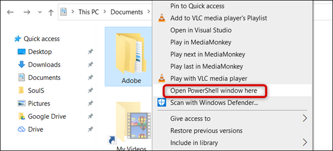 Haga clic en "Abrir ventana de PowerShell aquí".