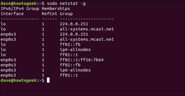 sudo netstat -g en una ventana de terminal