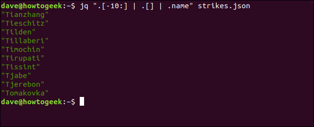 El "jq". [- 10:] |  . [] |  .name comando "strikes.json" en una ventana de terminal.