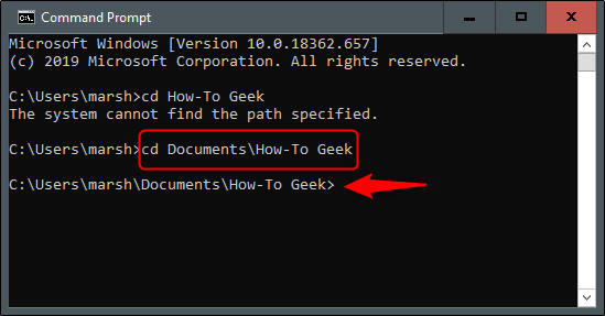El comando "cd Documents \ How-To Geek" en el símbolo del sistema.