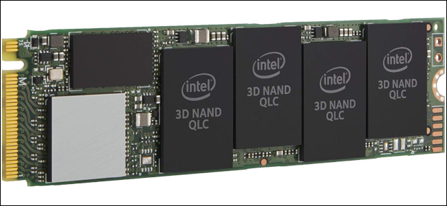 Un SSD Intel 660p QLC.