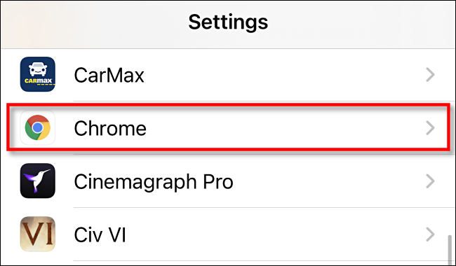 En la configuración de iPhone, toque Chrome.