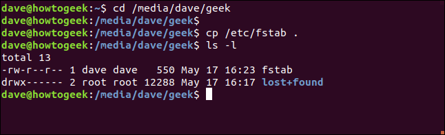 Explorando el sistema de archivos en un archivo en una ventana de terminal