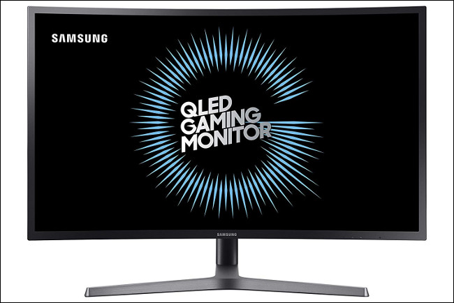 Un monitor Samsung C32HG70 con panel VA.