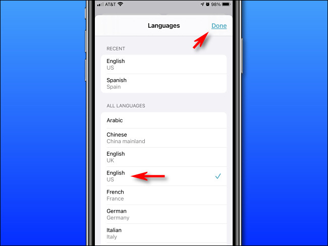 En Apple Translate en iPhone, seleccione un idioma de la lista y luego toque "Listo".