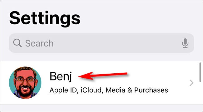 En Configuración en iPhone o iPad, toque el ícono o nombre del avatar de su cuenta.