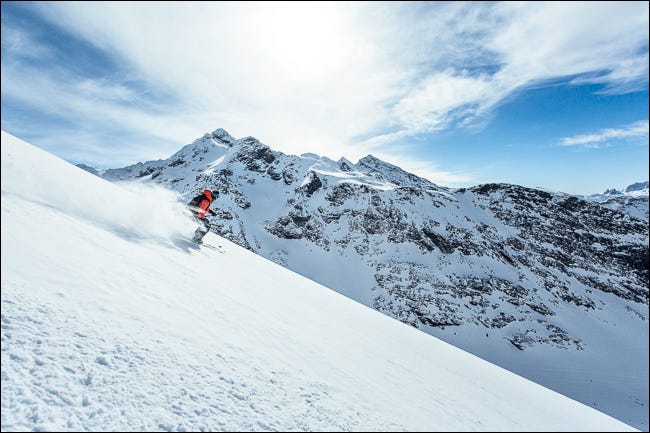 foto de un esquiador