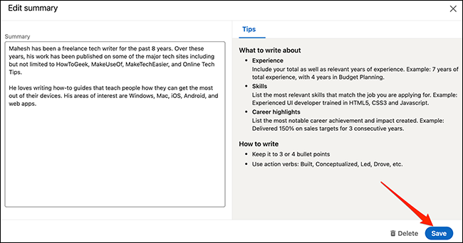 Seleccione "Guardar" para guardar los cambios realizados en una sección de la pantalla de la herramienta de creación de currículums de LinkedIn.