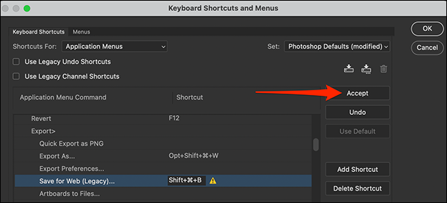 Haga clic en "Aceptar" en la ventana "Métodos abreviados de teclado y menús" en Photoshop.