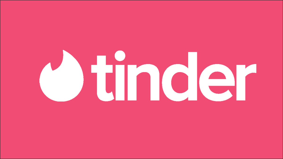 Logotipo de Tinder sobre un fondo sólido