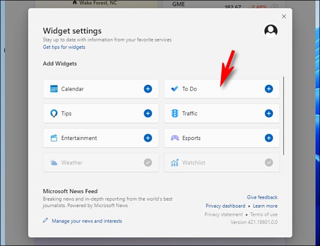 Haga clic en el nombre de un widget para agregarlo a su menú de widgets en Windows 11.