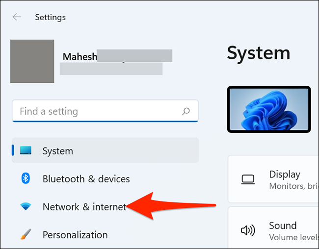 Haga clic en "Red e Internet" en Configuración en Windows 11.