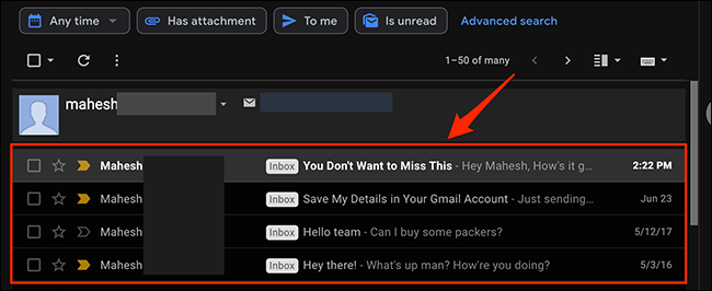 Correos electrónicos ordenados por el remitente especificado en Gmail.