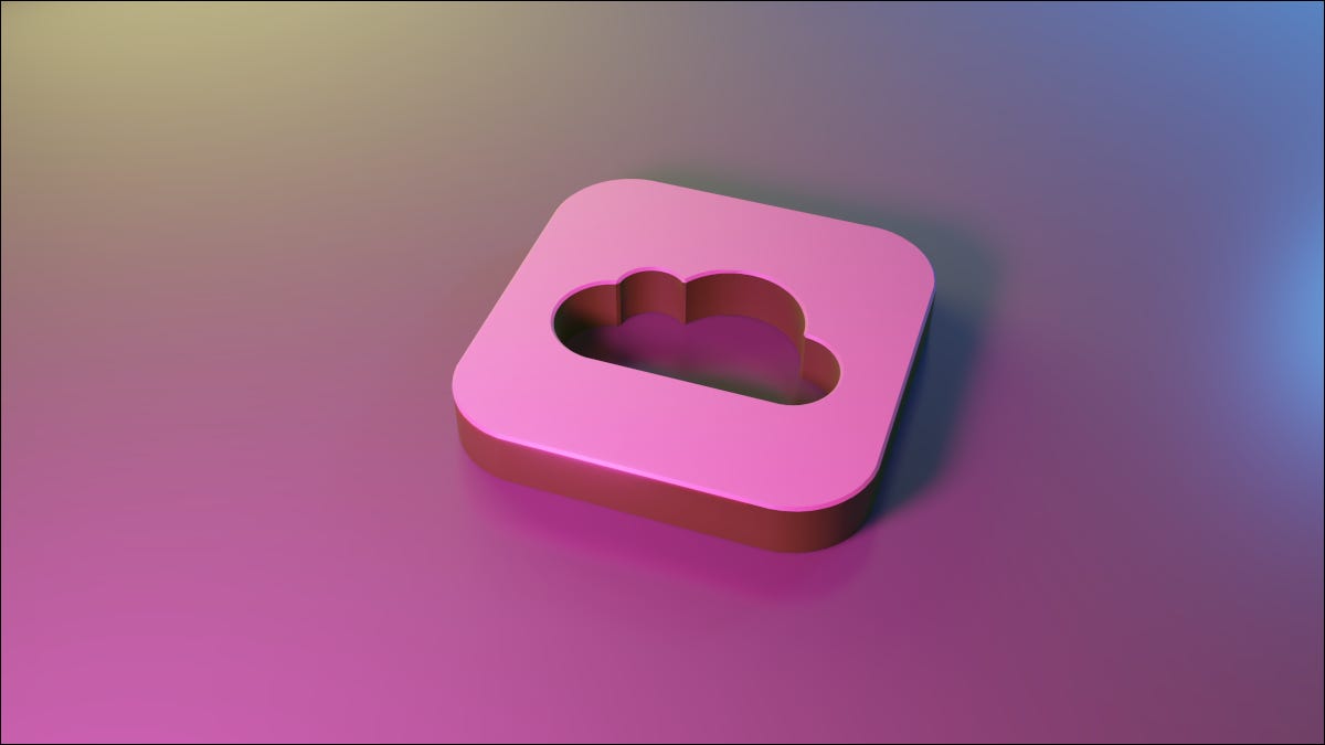 Logotipo 3D de Apple iCloud en superficie azul y violeta