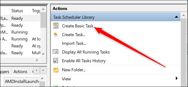 Programador de tareas de Windows 10 con una flecha roja que apunta a la opción "Crear tarea básica".